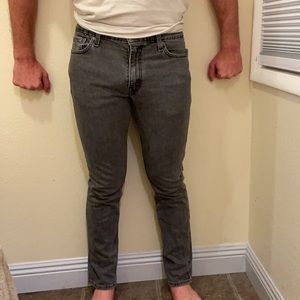 Men’s Levi jeans